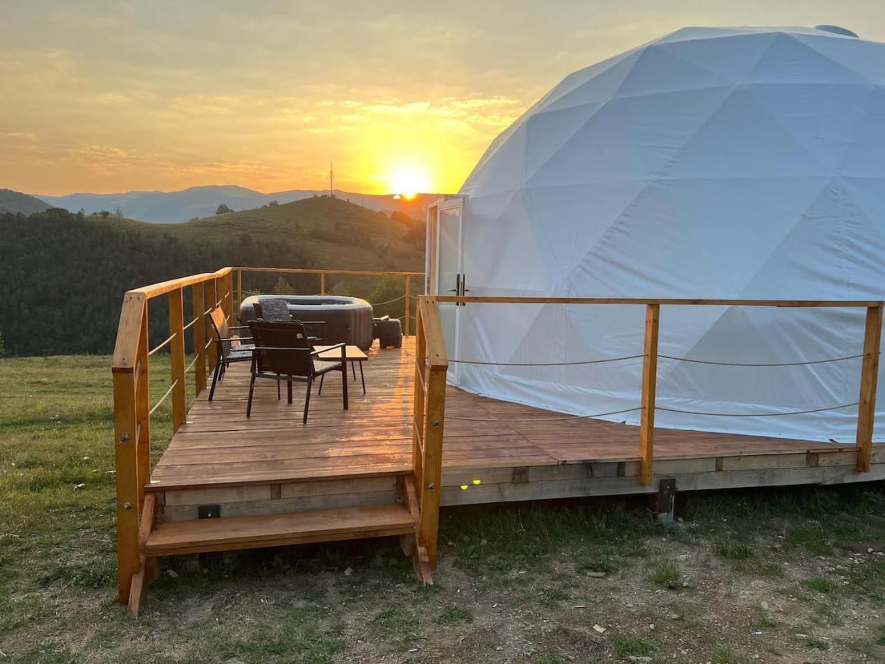 Tranquil Dome - Manta'S Retreat Glamping Cornereva Otel Dış mekan fotoğraf