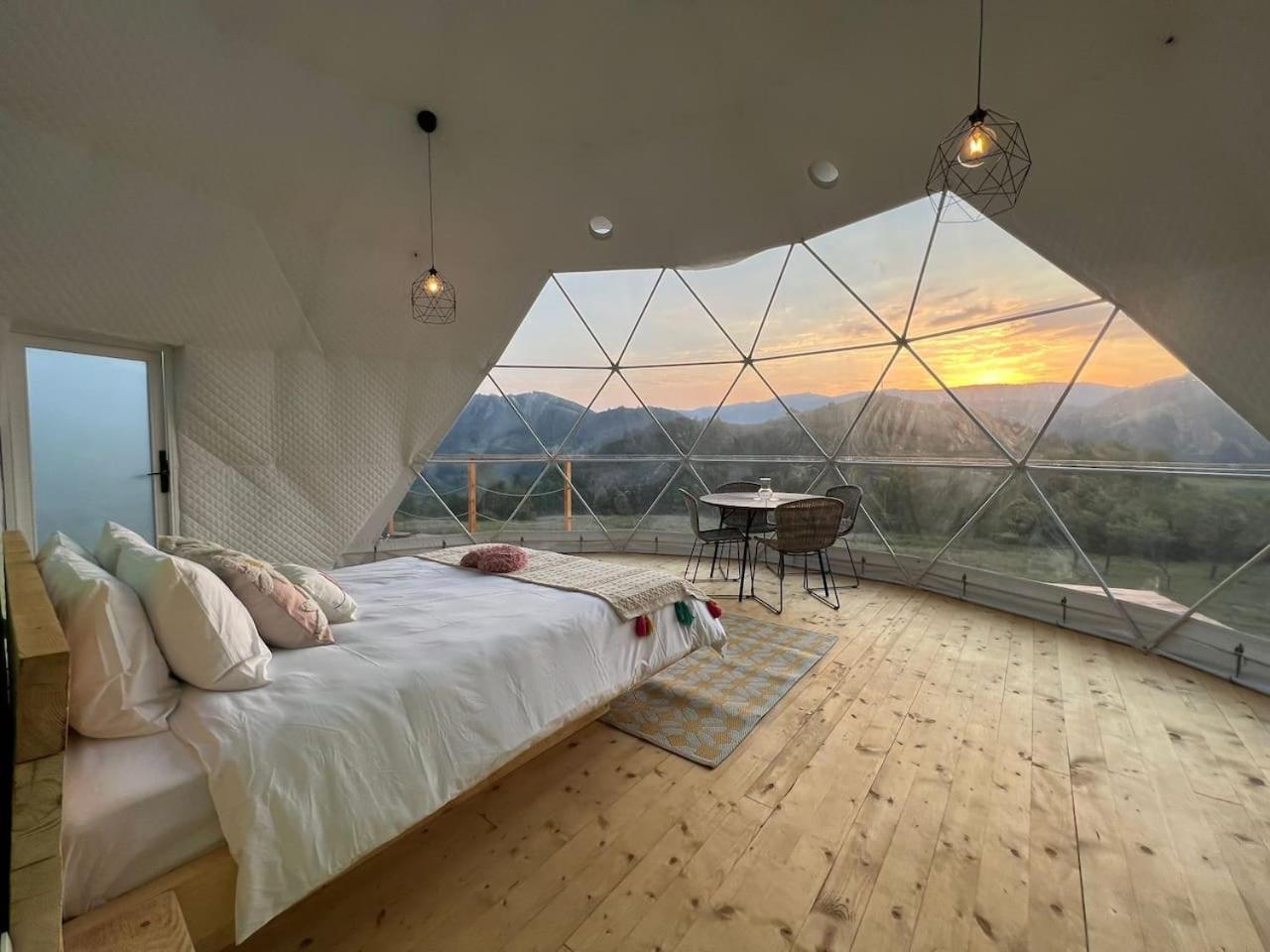 Tranquil Dome - Manta'S Retreat Glamping Cornereva Otel Dış mekan fotoğraf